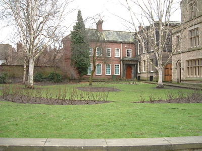 York Minster Yard.JPG